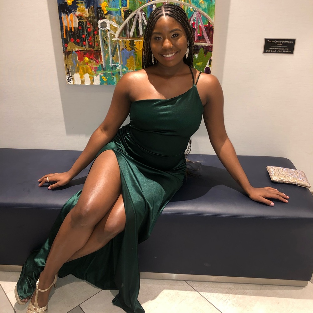 Meet your Posher, Imani